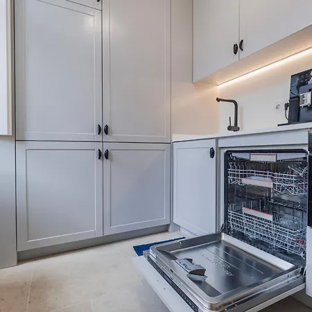 Luxury Flat In Downtown Douradores Street *